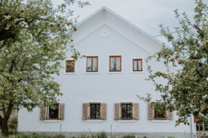 Zaključni večer 1498/2022 in okrogla miza Živeti v Alpah