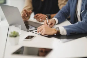 Pri prenovi vašega doma izberite finančnega partnerja, ki mu lahko zaupate